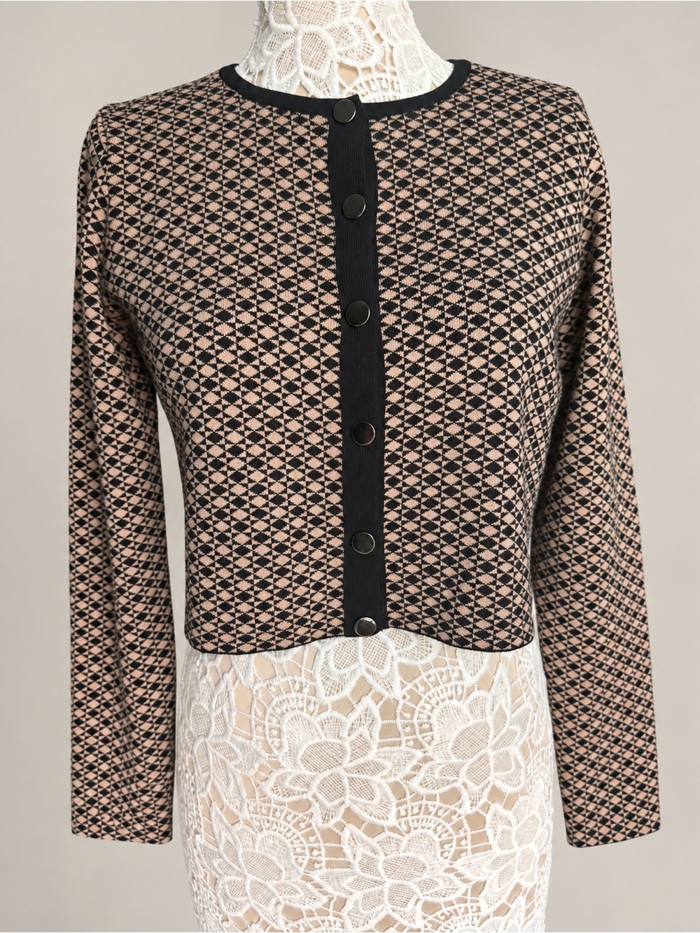 Truth by Republic Cropped Geometric Diamond Jacquard Snap Front Cardigan Medium